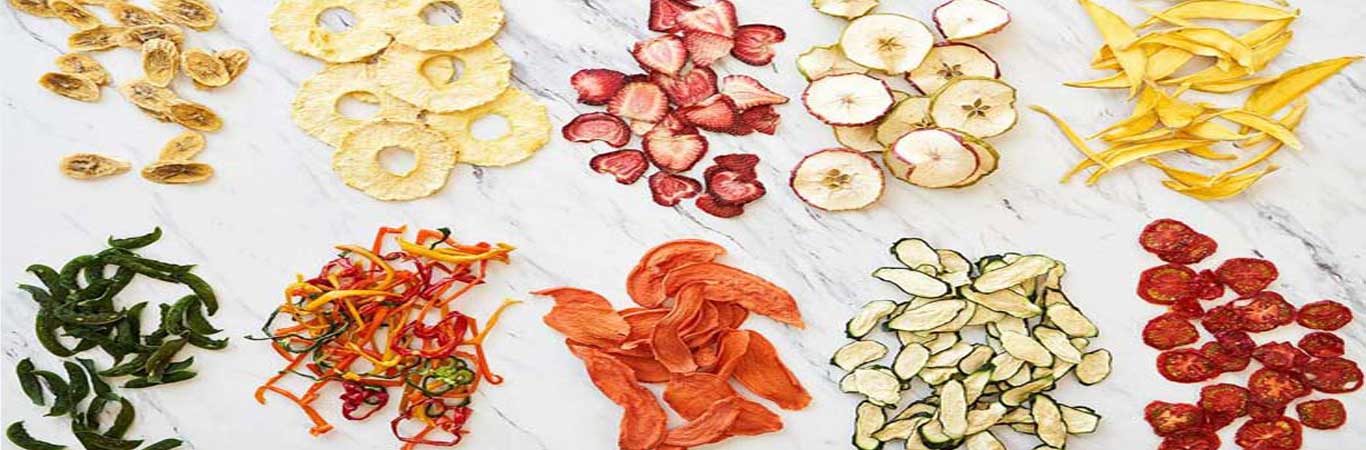 Strengthening-the-immune-system-by-consuming-dried-fruits